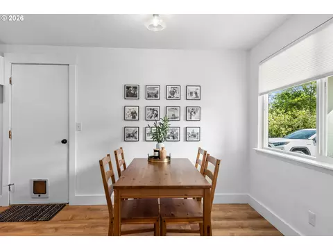 Dining - 1980 SW Quinney Ave, Pendleton, OR 97801 photo 2 of 3