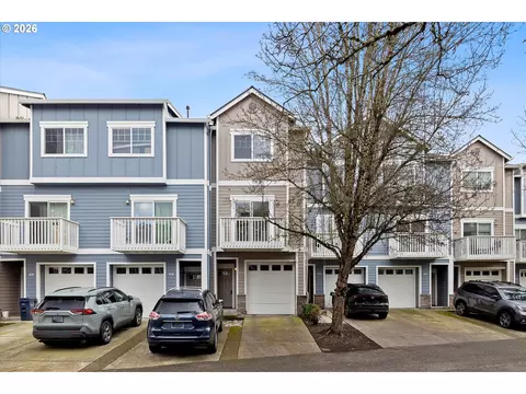 18445 SW Stepping Stone Dr, Beaverton, OR 97003