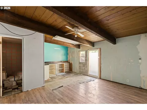 Other - 130 Sharon Dr, Phoenix, OR 97535 photo 4 of 7
