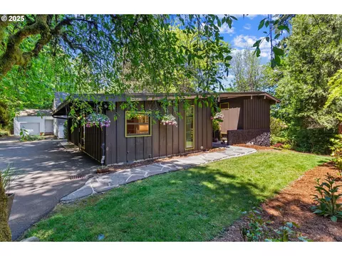 3115 NW Cornell Rd, Portland, OR 97210