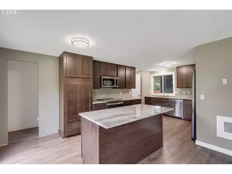 Kitchen - 4800 Brickyard Rd, Tillamook, OR 97141 photo 2 of 5