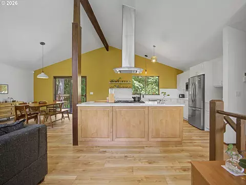 Kitchen - 70165 E Barlow Trail Rd, Rhododendron, OR 97049 photo 6 of 6