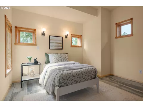 Bedroom - 87121 Kellmore St, Eugene, OR 97402 photo 3 of 6