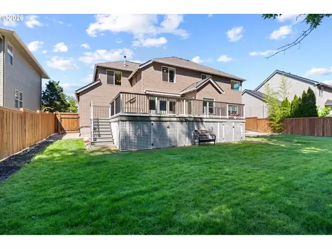 Exterior - 4000 SW 30th Dr, Gresham, OR 97080 photo 10 of 13