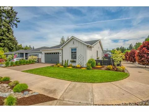 1524 N River Alder St, Canby, OR 97013