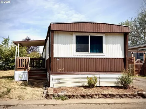 1415 S Bertelsen Rd, Eugene, OR 97402