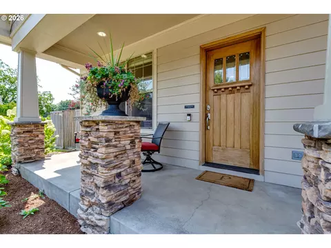 Exterior - 3492 Whisper Ln, Eugene, OR 97401 photo 2 of 6