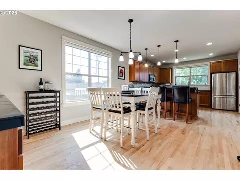 Dining - 3492 Whisper Ln, Eugene, OR 97401 photo 1 of 1
