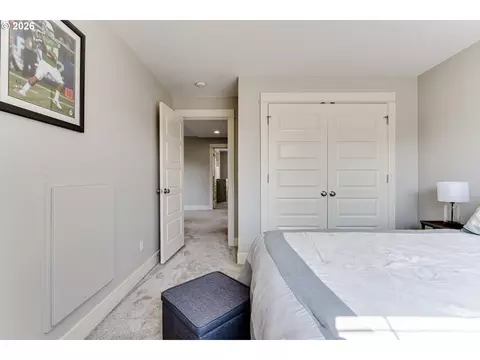 Bedroom - 3492 Whisper Ln, Eugene, OR 97401 photo 6 of 6