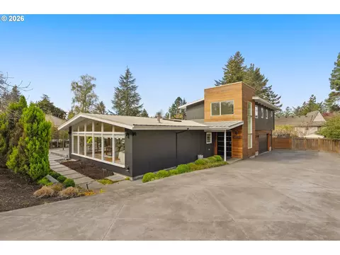 4207 SW 52nd Ave SW, Portland, OR 97221