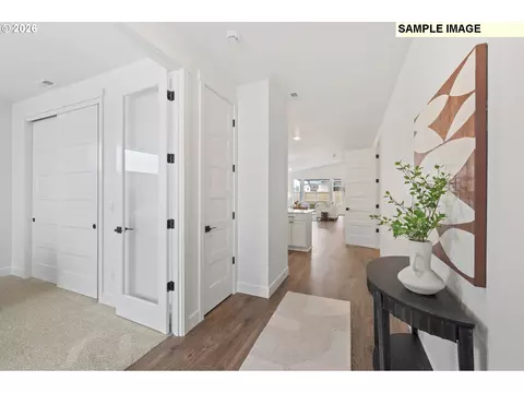 881 E Maple Brook Ave, Hermiston, OR 97838 photo 2