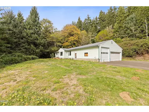1153 S Drift Creek Rd, Lincoln City, OR 97367