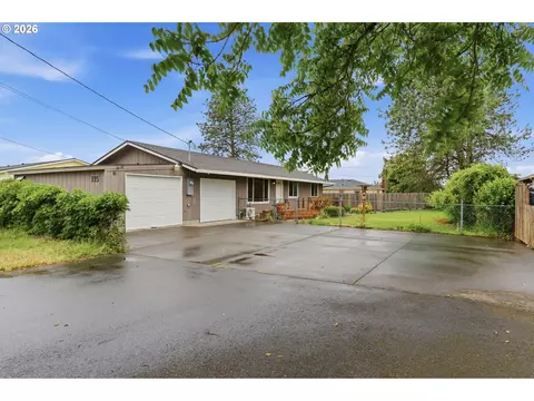 335 N 17th St, Saint Helens, OR 97051