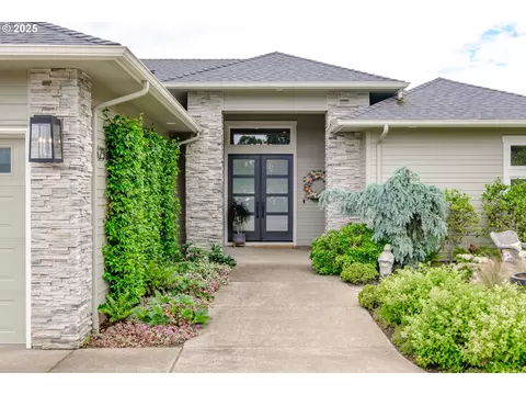 3230 Aster St, Salem, OR 97304