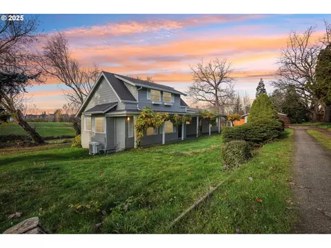 3718 Pioneer St, Ridgefield, WA 98642