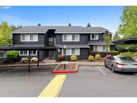 9455 SW 146th Ter #D2, Beaverton, OR 97007