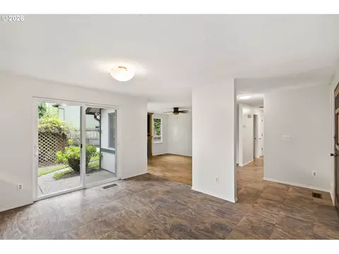 Living - 2794 NE 15th St, Gresham, OR 97030 photo 2 of 3