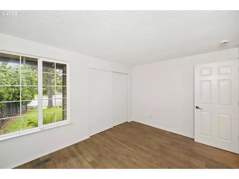 Bedroom - 2794 NE 15th St, Gresham, OR 97030 photo 3 of 4