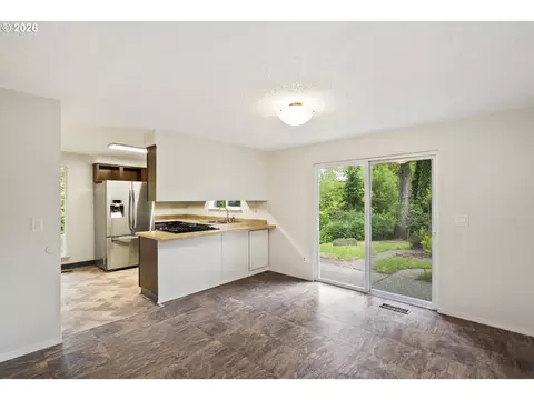 Kitchen - 2794 NE 15th St, Gresham, OR 97030 photo 1 of 3