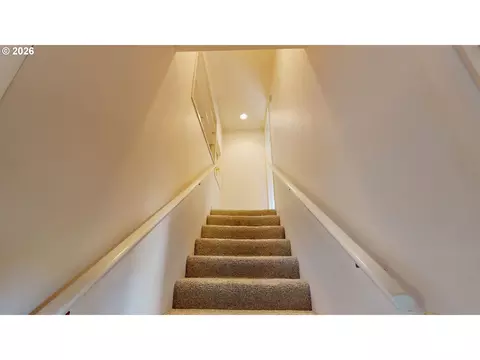 Entry Way - 2641 Castle Dr, Springfield, OR 97477 photo 1 of 1