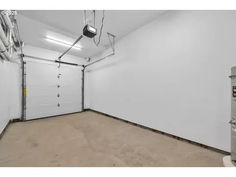 177 E 20th Ave, Eugene, OR 97405 photo 36