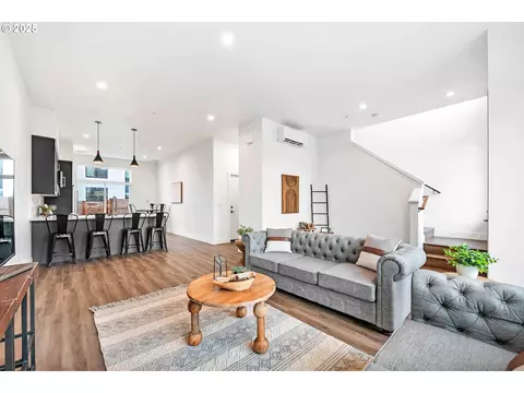 177 E 20th Ave, Eugene, OR 97405 photo 8