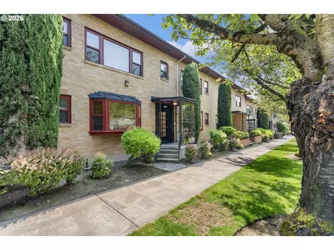 1424 NE 21st Ave, Portland, OR 97232