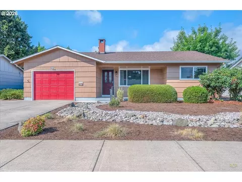 943 Oregon Way, Woodburn, OR 97071