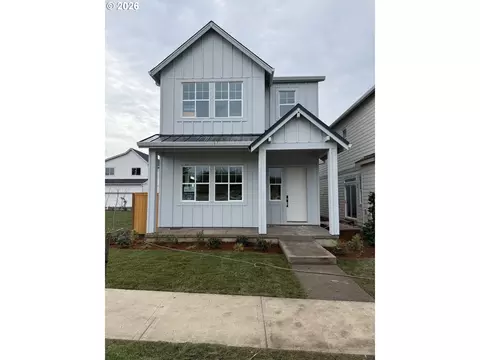 16850 SW Cairn Ln, King City, OR 97224