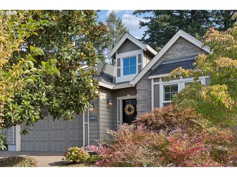 11662 SE Aerie Crescent Rd, Happy Valley, OR 97086