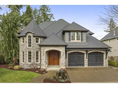 5513 Rachel Ln, Lake Oswego, OR 97035