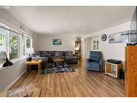 4800 Barger Dr #39, Eugene, OR 97402 photo 7