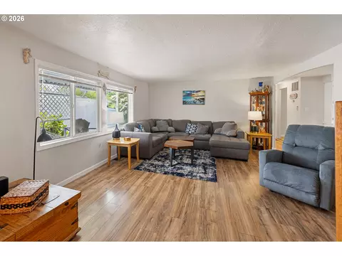 4800 Barger Dr #39, Eugene, OR 97402 photo 8