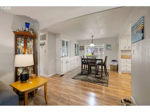 4800 Barger Dr #39, Eugene, OR 97402 photo 5