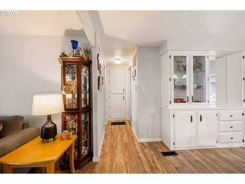 4800 Barger Dr #39, Eugene, OR 97402 photo 28