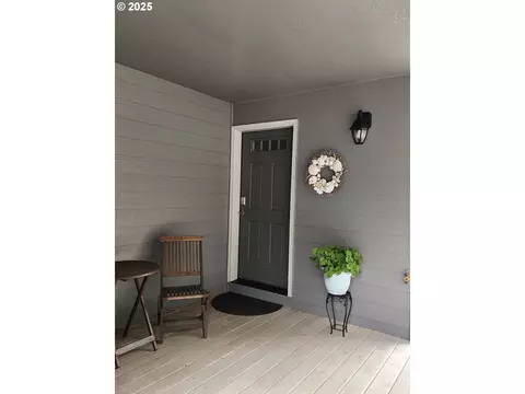 Exterior - 94097 Weber Way, Gold Beach, OR 97444 photo 1 of 2