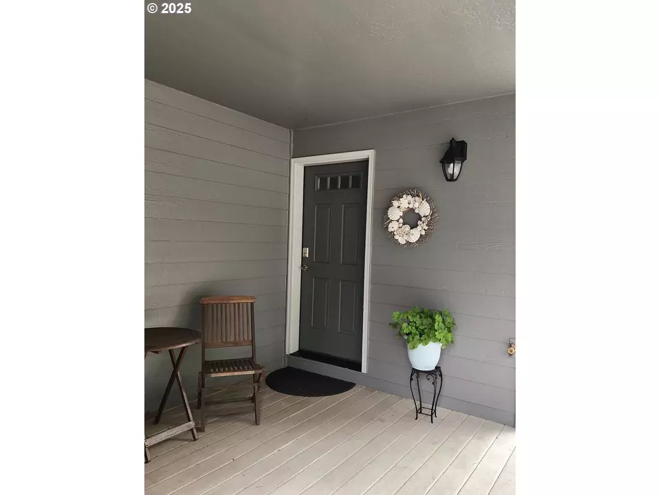 Exterior - 94097 Weber Way, Gold Beach, OR 97444 photo 1 of 2