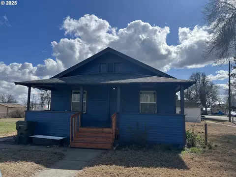 165 E Furnish Ave, Stanfield, OR 97875