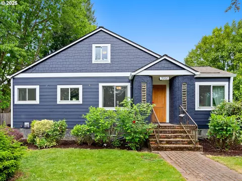 9302 N Allegheny Ave, Portland, OR 97203
