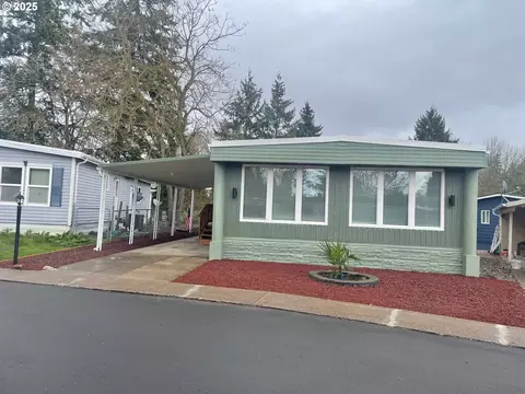 570 N 10th Ave #110, Cornelius, OR 97113
