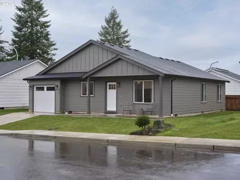 Exterior - 1015 Peach Rd, Winlock, WA 98596 photo 2 of 5