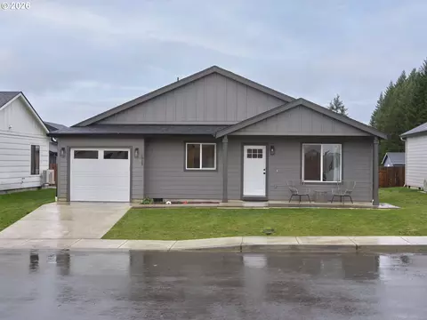 1015 Peach Rd, Winlock, WA 98596
