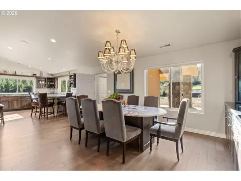 Dining - 5996 Hayhurst Rd, Yoncalla, OR 97499 photo 1 of 2