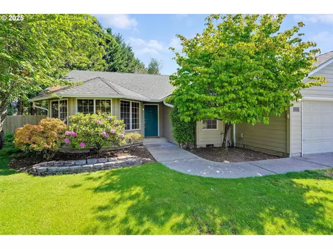 7236 Woodcrest Ct, Keizer, OR 97303