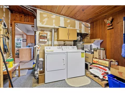 Other - 2378 19th St, Springfield, OR 97477 photo 7 of 10