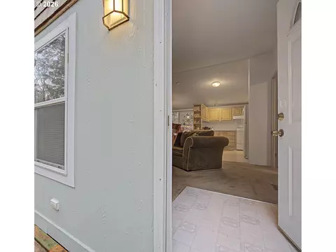 53164 E Sylvan Way, Sandy, OR 97055 photo 7