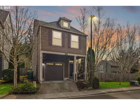 5825 SW Remington Dr, Beaverton, OR 97007