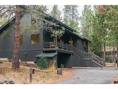 17898 Acer Ln, Bend, OR 97707