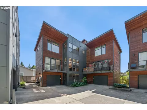 522 NE Sacramento St, Portland, OR 97212