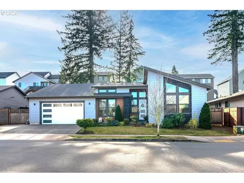 38408 Juniper St, Sandy, OR 97055